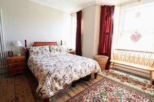 Bedroom- click for photo gallery